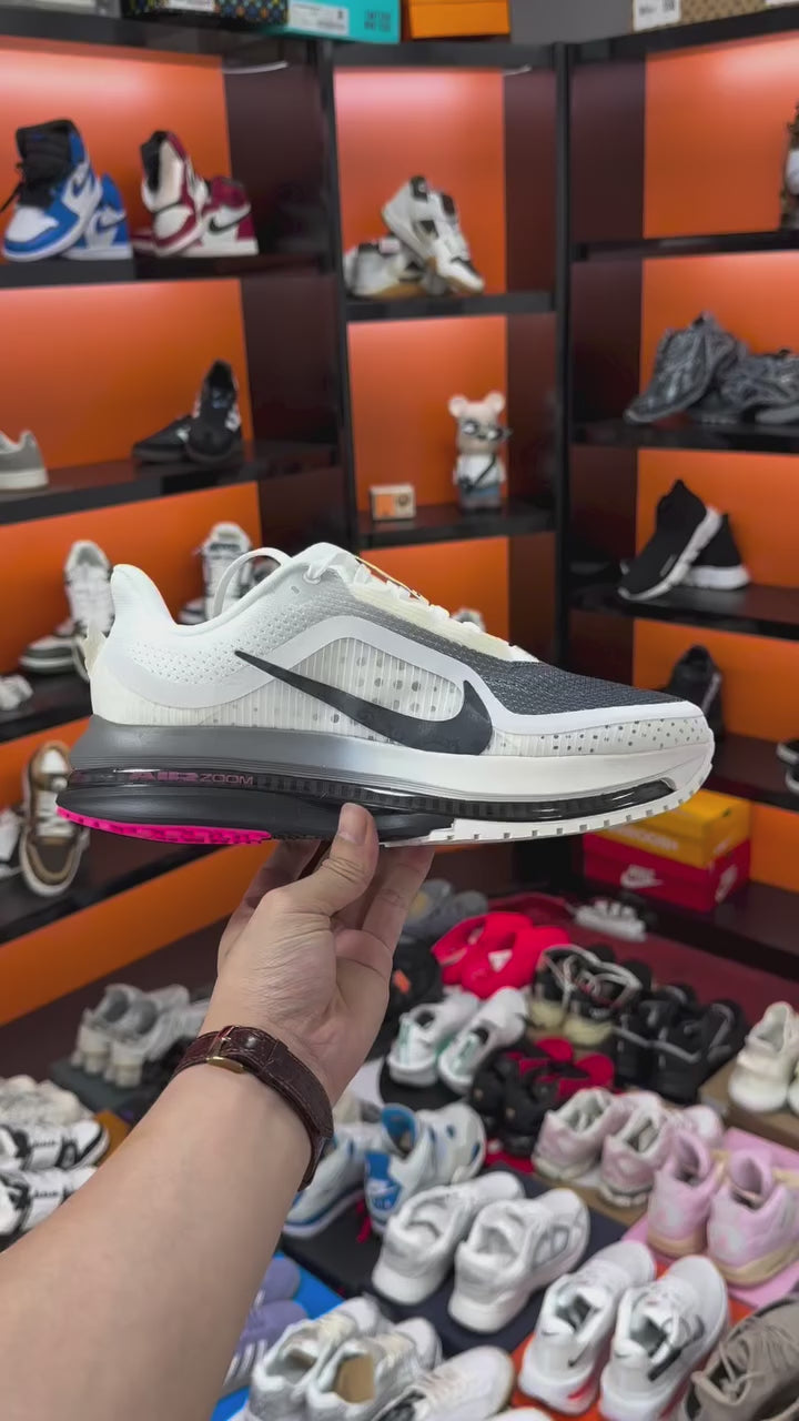 Nike Pegasus Premium