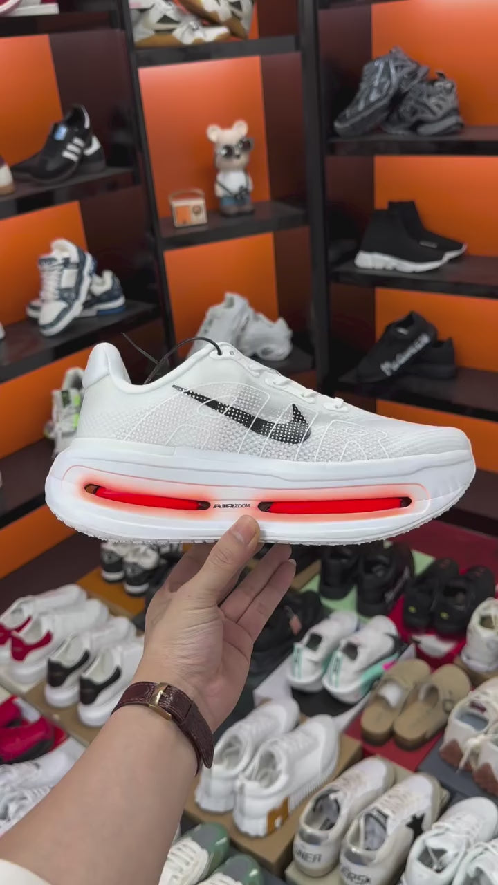 Nike Vomero Premium