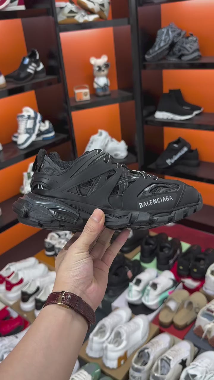 Balenciaga Track
