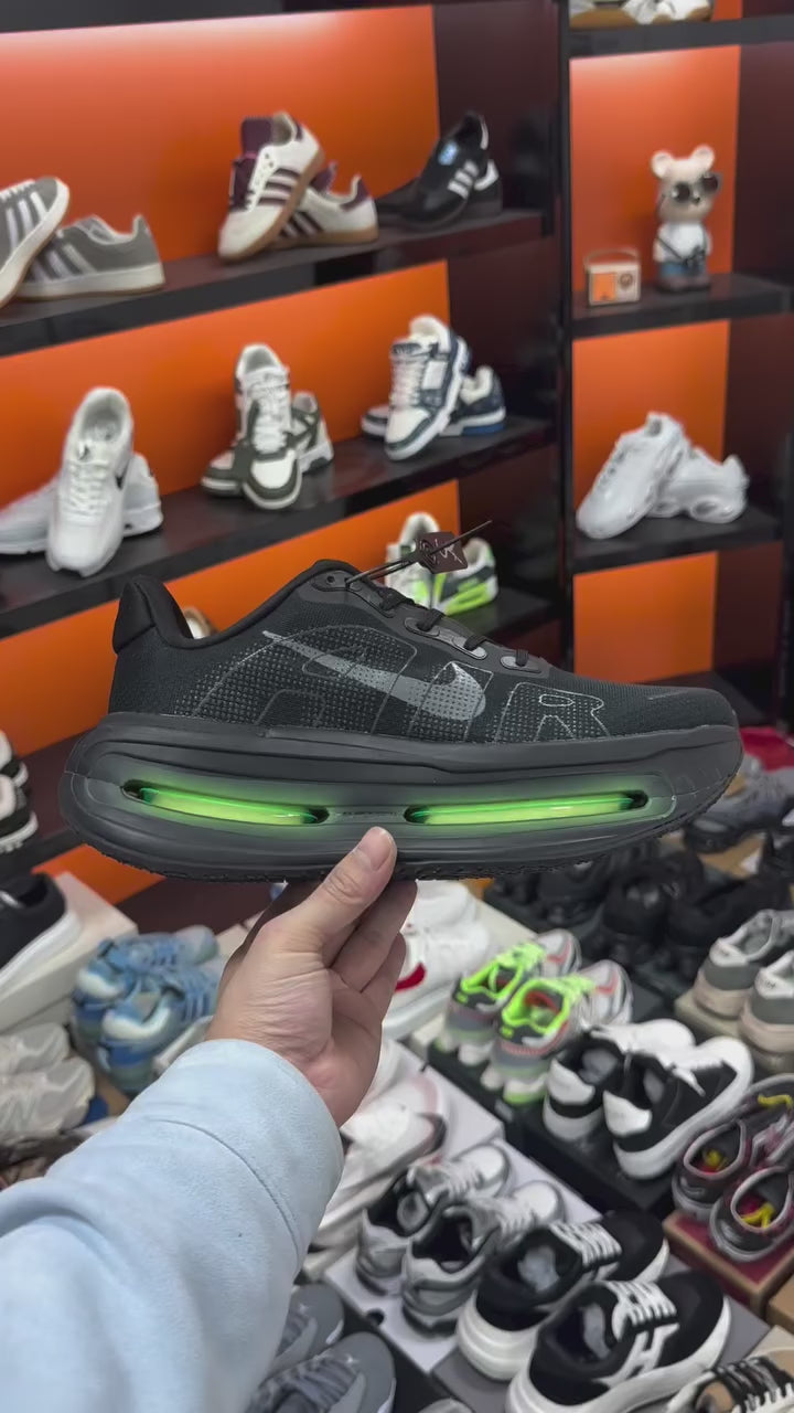 Nike Vomero Premium